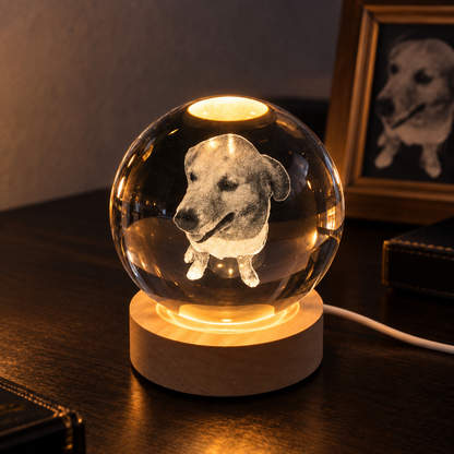 Kişiye Özel LED Işıklı Kristal Küre – 3D Lazer İşlemeli Ahşap Taban